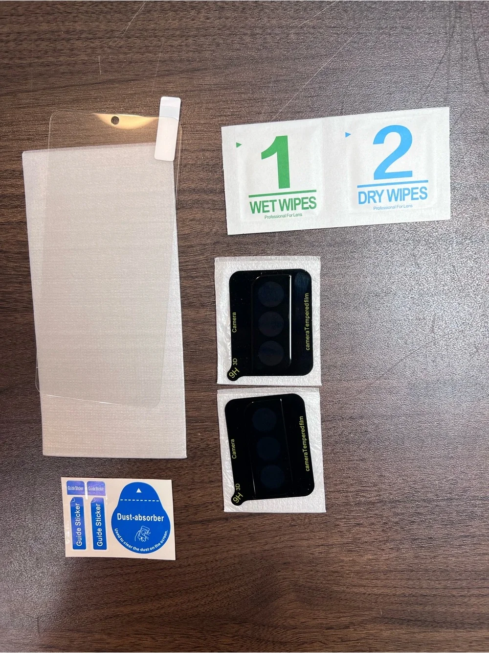 1 Screen Protector and 2 Camera Protector - Galaxy S22 - Ailun